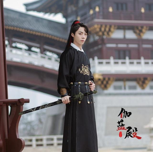 歷史悠久帥氣非常，如此 多變 的圓領(lǐng)袍，你不愛嗎（歷史悠久帥氣非常）(4)