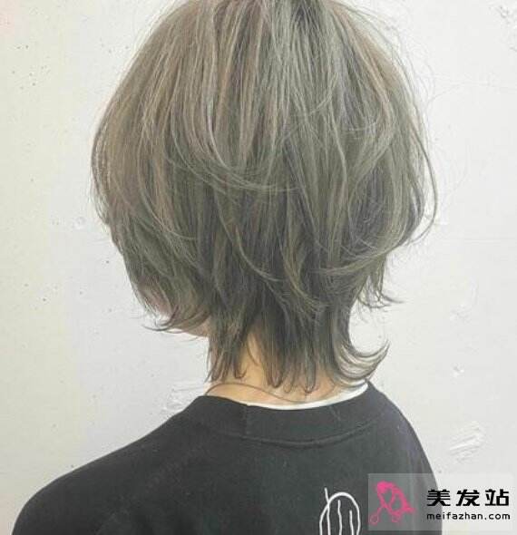 日系燕尾短發(fā)推薦 可鹽可甜氣質(zhì)翻倍 日系燕尾短發(fā)推薦 可鹽可甜氣質(zhì)翻倍