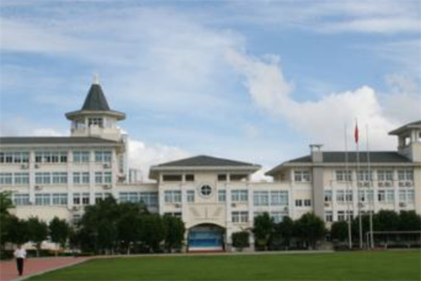 福建十大最差大學：福州理工學院上榜 第一被人民日報點名批評