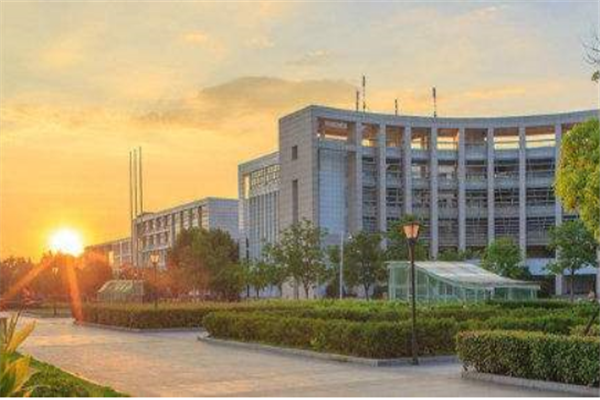 武漢211大學(xué)有哪些？2019武漢211大學(xué)名單排名榜 (7所)