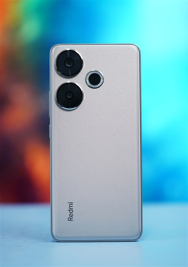 中端機(jī)首次用上驍龍8s Gen 3！Redmi Turbo 3圖賞