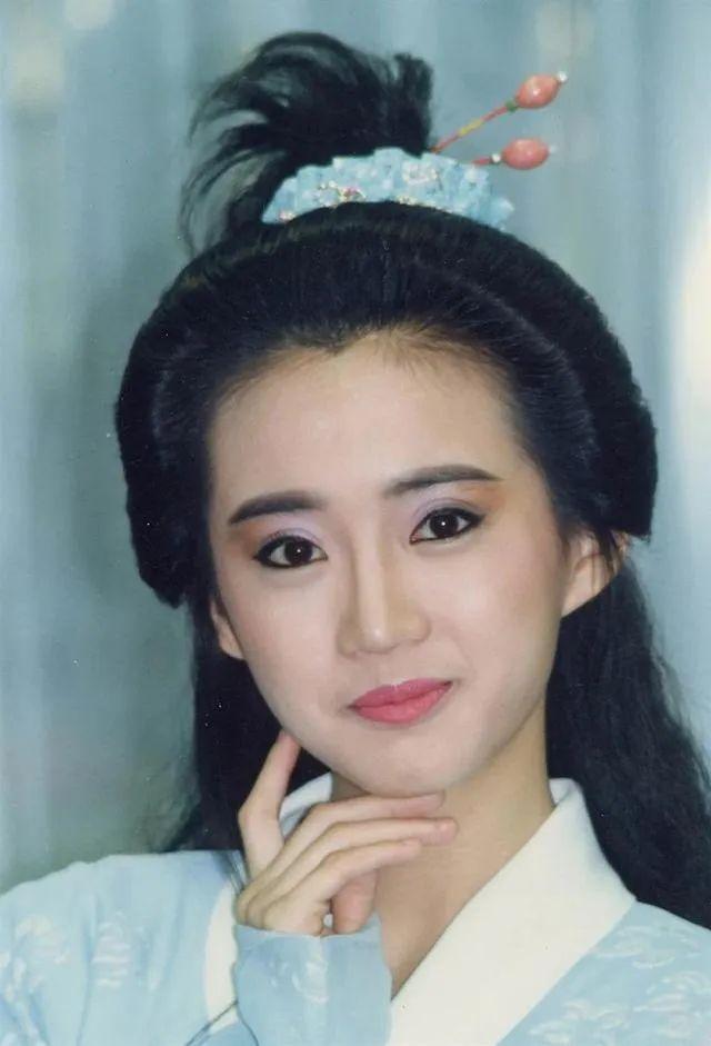 美尼姑 曾紅遍南北，搭檔梁朝偉，賈靜雯給她做配，卻突然出家（美尼姑曾紅遍南北）(23)