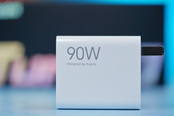 中端機(jī)首次用上驍龍8s Gen 3！Redmi Turbo 3圖賞