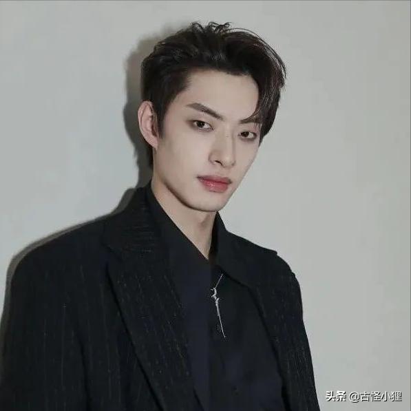 網(wǎng)評古裝劇丑男，香腸嘴 無下限 顏值，堪比災(zāi)難現(xiàn)場（網(wǎng)評古裝劇丑男）(2)