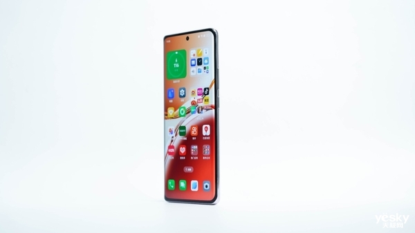 全球唯一一款滿(mǎn)級(jí)防水手機(jī)！OPPO A3 Pro上手