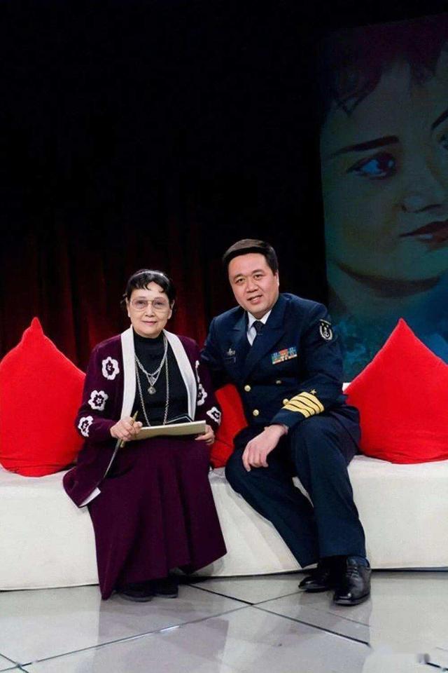 王曉棠 上世紀(jì)家喻戶曉的女將軍，60后們的女神，如今卻少有人知（上世紀(jì)家喻戶曉的女將軍）(7)