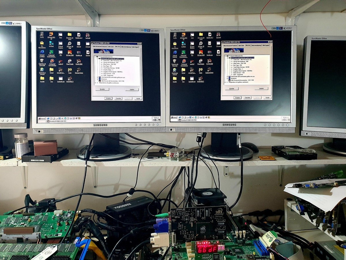 大神改造3dfx Voodoo顯卡 甚至配備了VGA和DVI接口