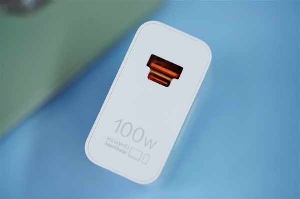 10999元！華為Pura 70 Ultra圖賞：伸縮攝像頭吸睛