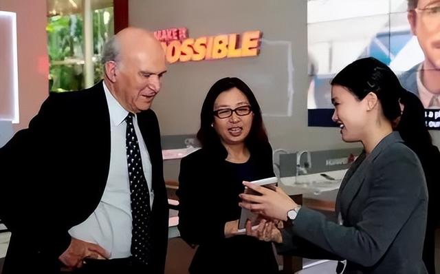 華為最早的創(chuàng)業(yè)者，任正非的左膀右臂，被人成為 華為女皇（華為最早的創(chuàng)業(yè)者）(10)