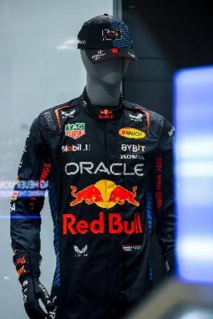 TAG HEUER 泰格豪雅開啟“追夢前行，競逐不止”先鋒限時展詮釋精準計時魅力與澎湃賽車激情的共鳴