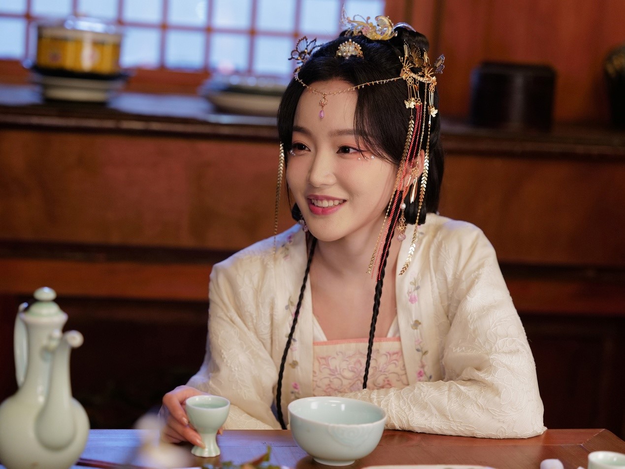 古裝互動(dòng)游戲《許愿，我要帶她們回現(xiàn)代》限時(shí)折扣價(jià)37.8元