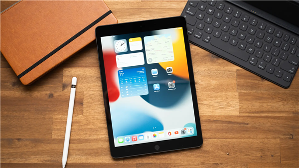 蘋果官網(wǎng)正式下架iPad 9：實體Home鍵、Lightning接口時代終結