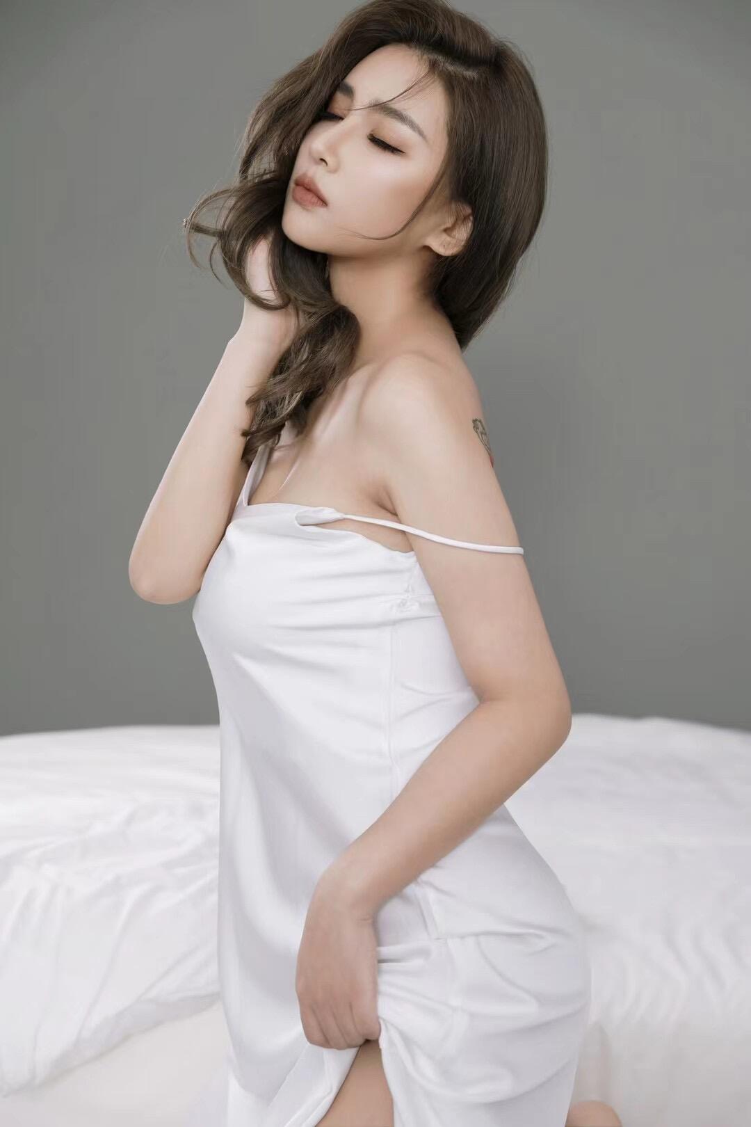 5月15日Steam見：《美女，應(yīng)接不暇》的絕美高顏值女主，多樣浪漫故事