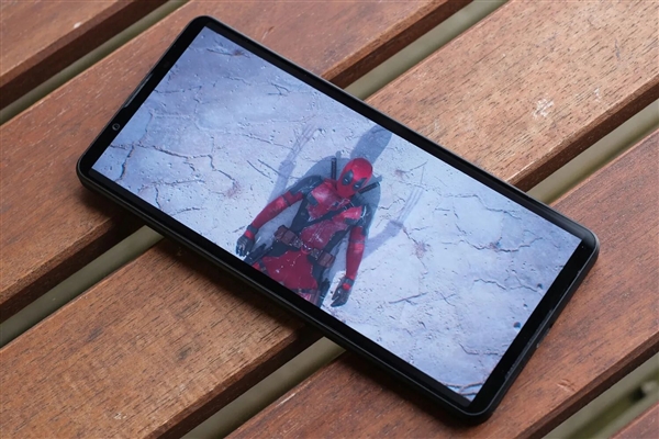 售價過萬！索尼Xperia 1 VI圖賞：無挖孔全面屏 行業(yè)罕見