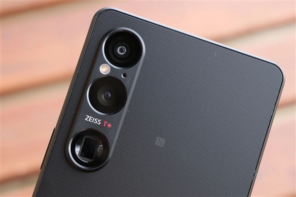 售價過萬！索尼Xperia 1 VI圖賞：無挖孔全面屏 行業(yè)罕見