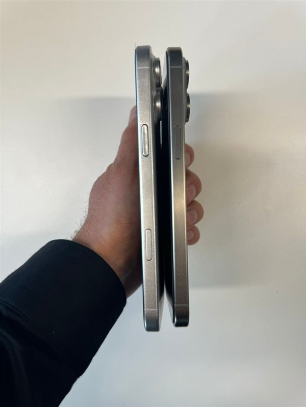 6.9英寸史上大屏！iPhone 16 Pro Max新機模出爐：確認新增拍照按鈕