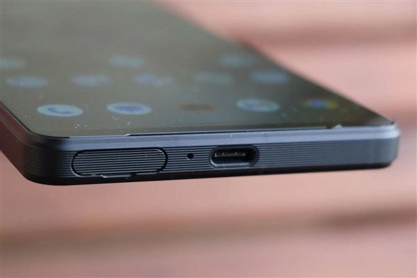 售價過萬！索尼Xperia 1 VI圖賞：無挖孔全面屏 行業(yè)罕見