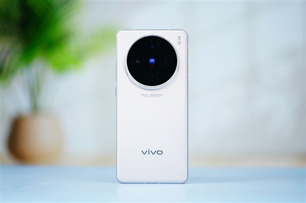 vivo強(qiáng)直屏旗艦！vivo X100s圖賞