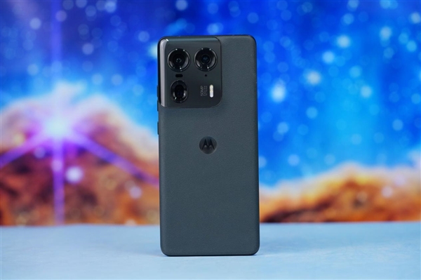 moto首款A(yù)I旗艦！moto X50 Ultra圖賞