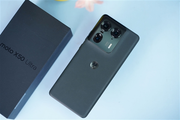 moto首款A(yù)I旗艦！moto X50 Ultra圖賞
