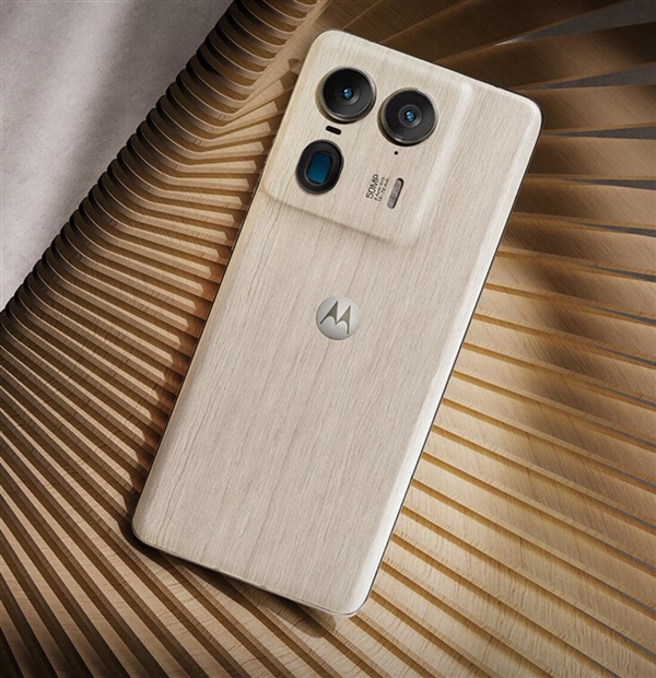 強(qiáng)驍龍8s Gen3旗艦！moto X50 Ultra發(fā)布：3999元起