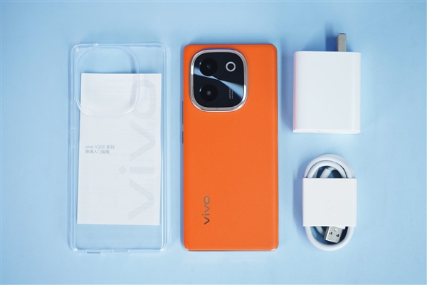 旗艦素皮+6000mAh大電池！vivo Y200圖賞