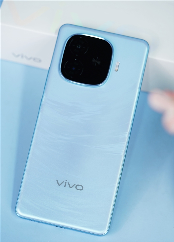 6000mAh超大電池！vivo Y200 GT圖賞