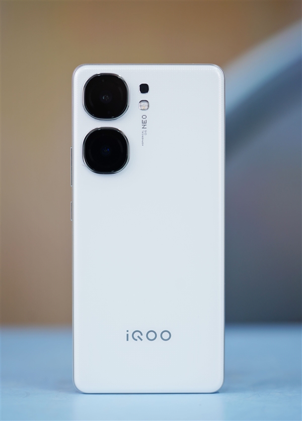 首批搭載天璣9300+！iQOO Neo9S Pro圖賞