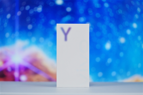 旗艦素皮+6000mAh大電池！vivo Y200圖賞