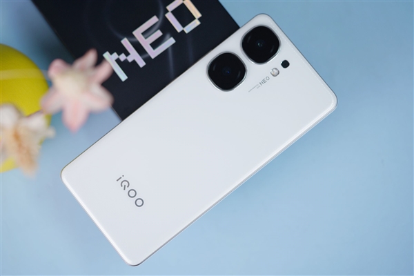 首批搭載天璣9300+！iQOO Neo9S Pro圖賞