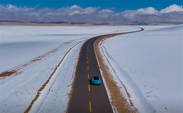 首臺(tái)！小米SU7 Max全程不充電穿越820公里羌塘無(wú)人區(qū) 打破全網(wǎng)高續(xù)航里程紀(jì)錄