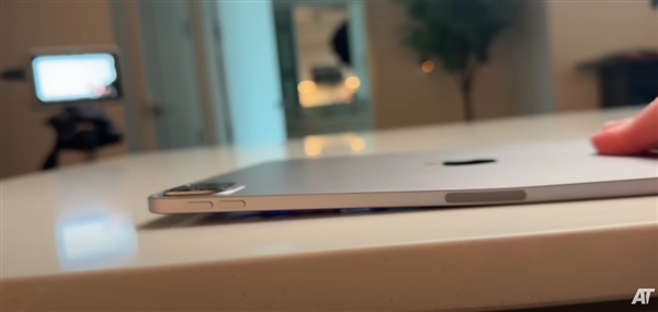 這回不容易掰彎了！蘋果新款iPad Pro暴力測試