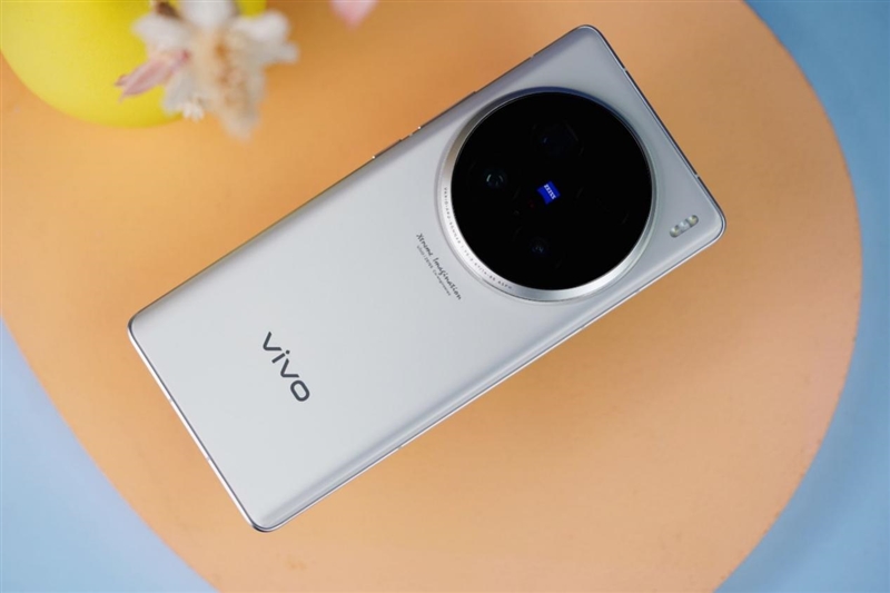 超大杯永不會(huì)失望！vivo X100 Ultra評(píng)測(cè)：長(zhǎng)焦滅霸、手機(jī)影像年度巔峰之作