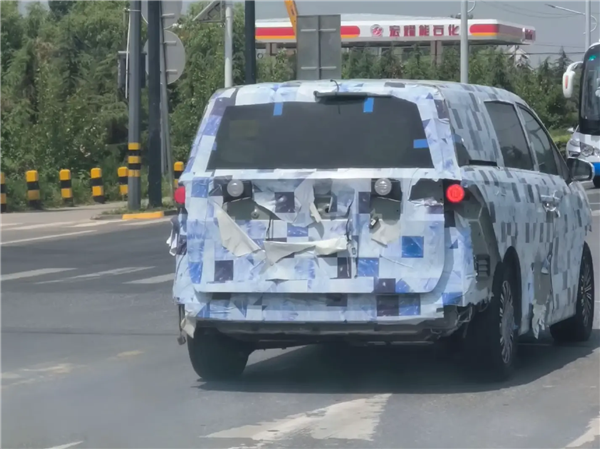 比亞迪王朝MPV曝光：車長(zhǎng)超5米 全新朝代車名有望上車