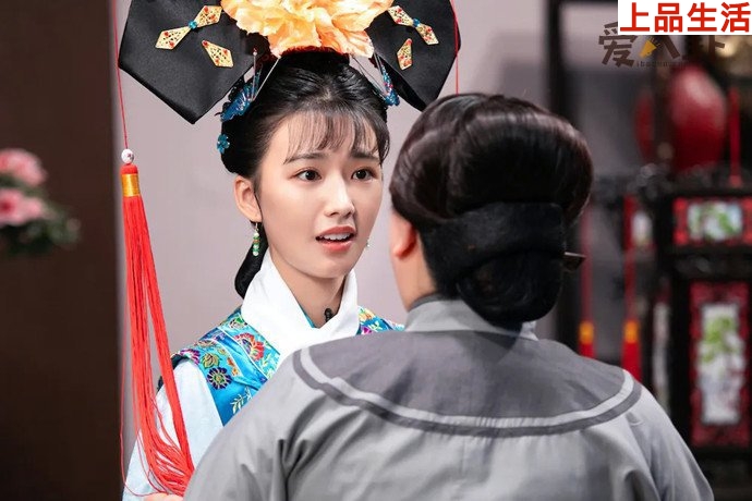 高容方我是女演員