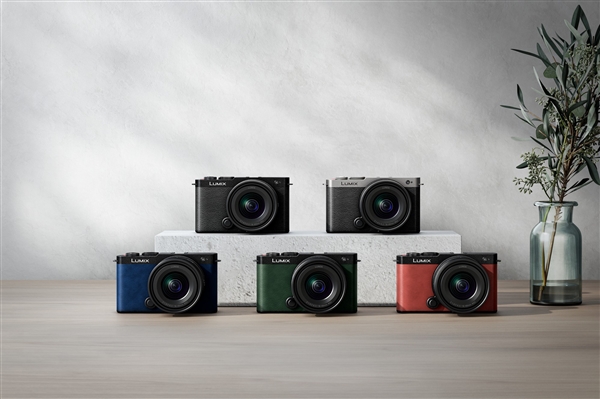 10999元！松下發(fā)布LUMIX S9：系列小輕全畫幅微單相機(jī)