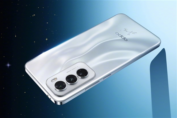 輕薄的等深四曲屏手機(jī)！OPPO Reno12系列亮相