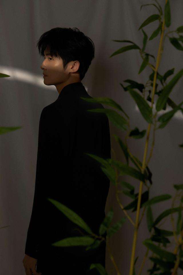 佟夢實《慶余年2》熱播 極致演繹反差五竹叔