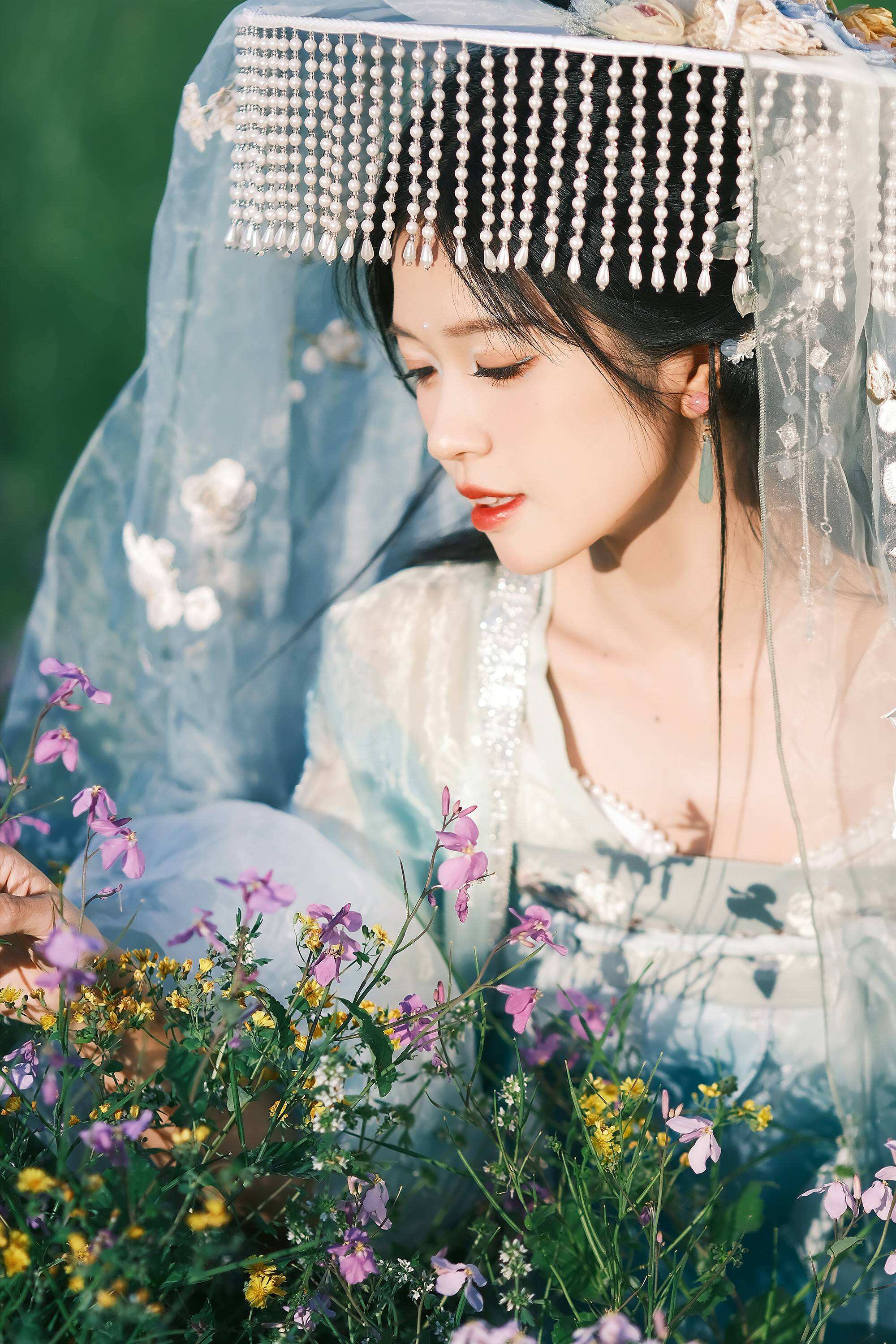 越南姐姐孫夏鈴古風(fēng)寫真?zhèn)涫芎迷u 網(wǎng)友呼吁快拍攝古裝劇