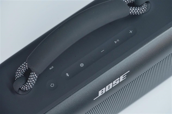 一次充電暢聽20小時(shí)！Bose SoundLink Max手提音箱圖賞