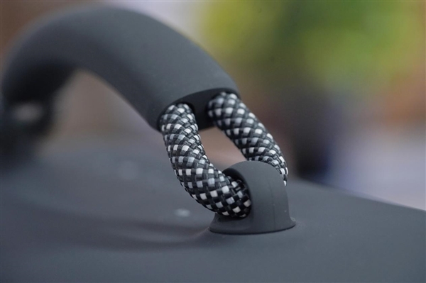 一次充電暢聽20小時(shí)！Bose SoundLink Max手提音箱圖賞