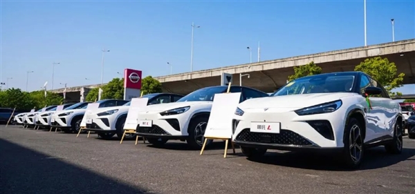 哪吒L爆單背后：小問題開始顯現(xiàn)、車主的平衡與妥協(xié)