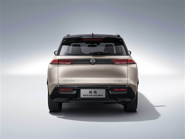 限時僅21.98萬起 日產(chǎn)中大型SUV探陸新車型上市：真的拼了！