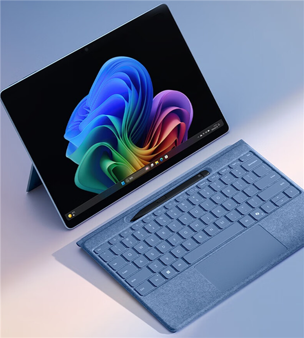 大批驍龍X Elite/X Plus筆記本上市：AI性能、輕薄強(qiáng)無(wú)敵 PC行業(yè)迎變革