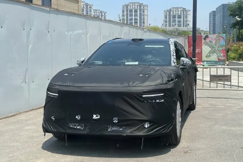 800V技術(shù)上車！極氪CX1E偽裝車曝光：年內(nèi)首發(fā)