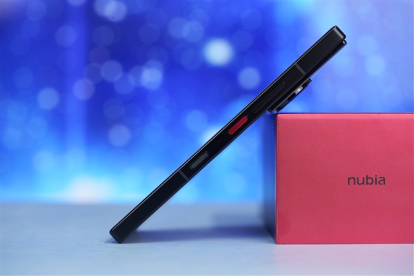 完美真全面屏！努比亞Z60 Ultra領(lǐng)先版圖賞