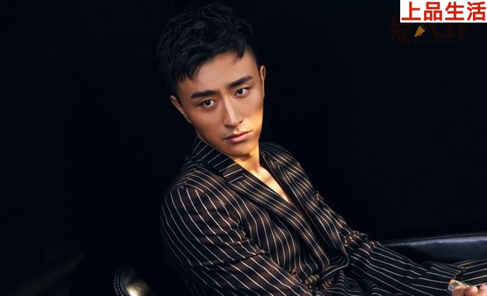 演員張皓原名張釗赫