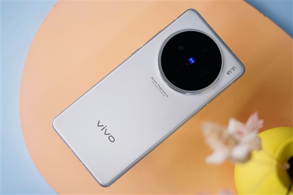 2億潛望下放！曝vivo X200 Pro將配X100 Ultra同款長焦鏡頭