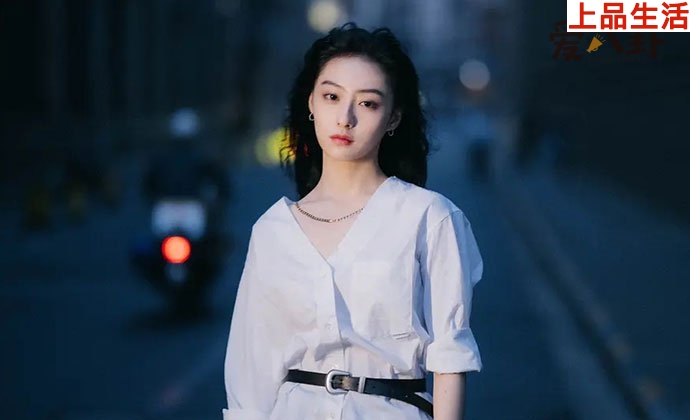 胡連馨專(zhuān)業(yè)成績(jī)?nèi)珖?guó)第二
