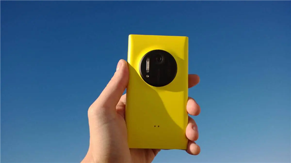 夢(mèng)回諾基亞Lumia 1020！HMD新機(jī)曝光：奧利奧重出江湖